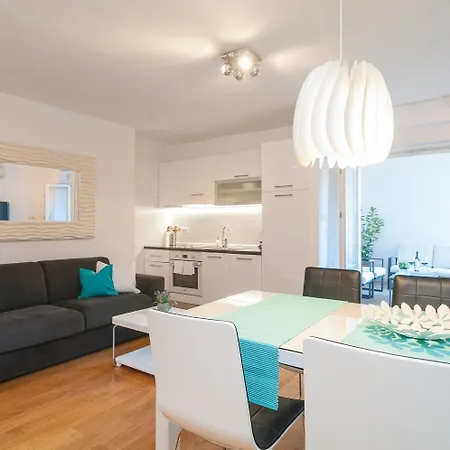 Appartement Akvarel *