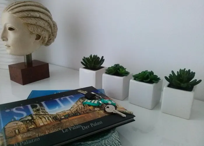 Akvarel * Сплит